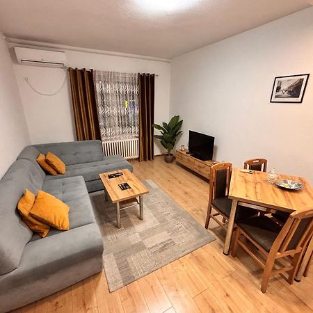 Appartement R-Residency Ll à Banja Luka Extérieur photo